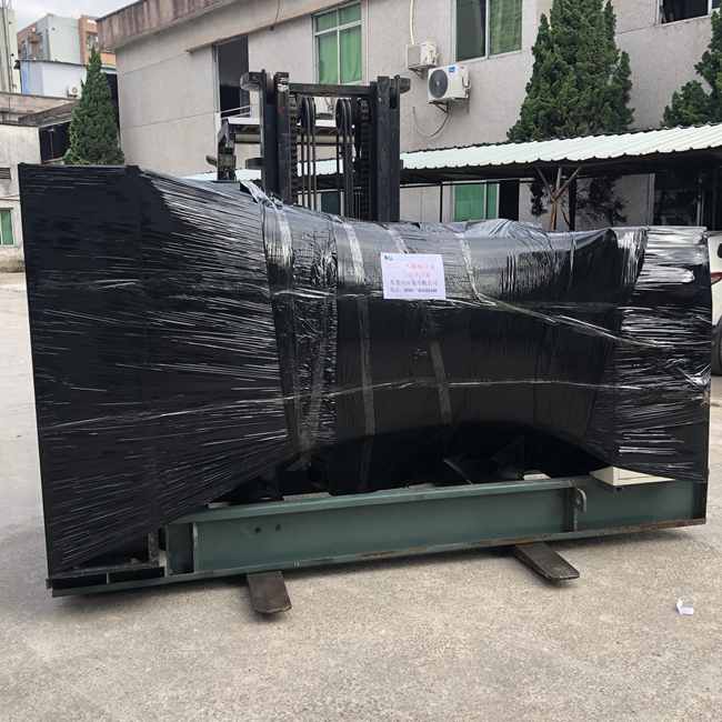 布基納法索客戶二手發(fā)電機(jī)出貨